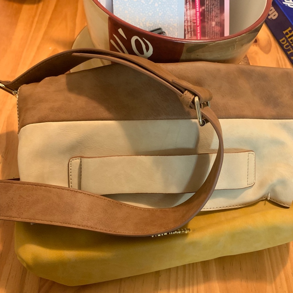 Crossbody - Picture 2 of 3